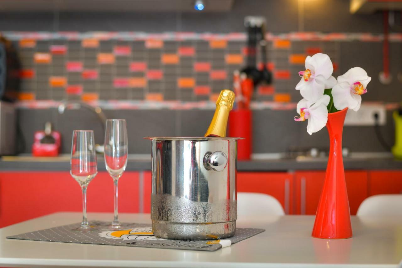 Bluebenalmadena 200Meters From The Beach With Jacuzzi And Rooftop Terrace (Adults Only) Eksteriør bilde